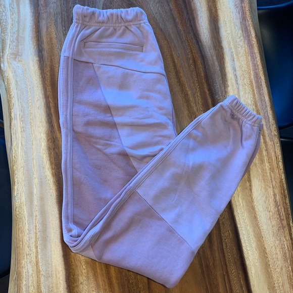 BNWT ⭐️ RARE⭐️ XS Adidas Daniëlle Cathari Joggers - Picture 4 of 9